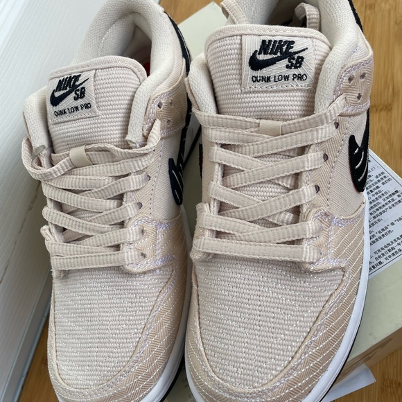 NWT—Nike SB Albino & Preto Dunk Low, Size 9.5–Includes 5 Laces - Picture 2 of 6